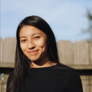 Meet your Posher, Daniela